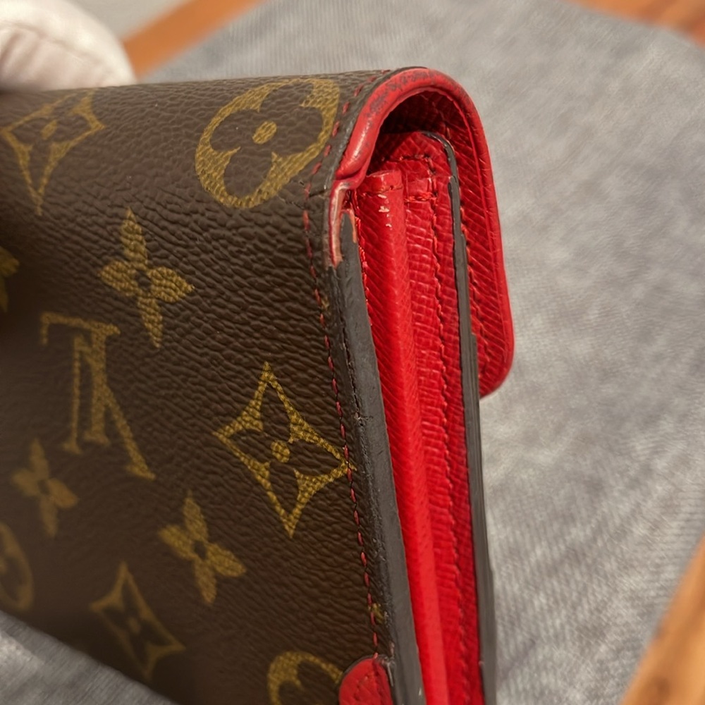 01. LOUIS VUITTON Sarah Retiro Monogram Canvas Wallet Brown/Cerise - Picture 15 of 16
